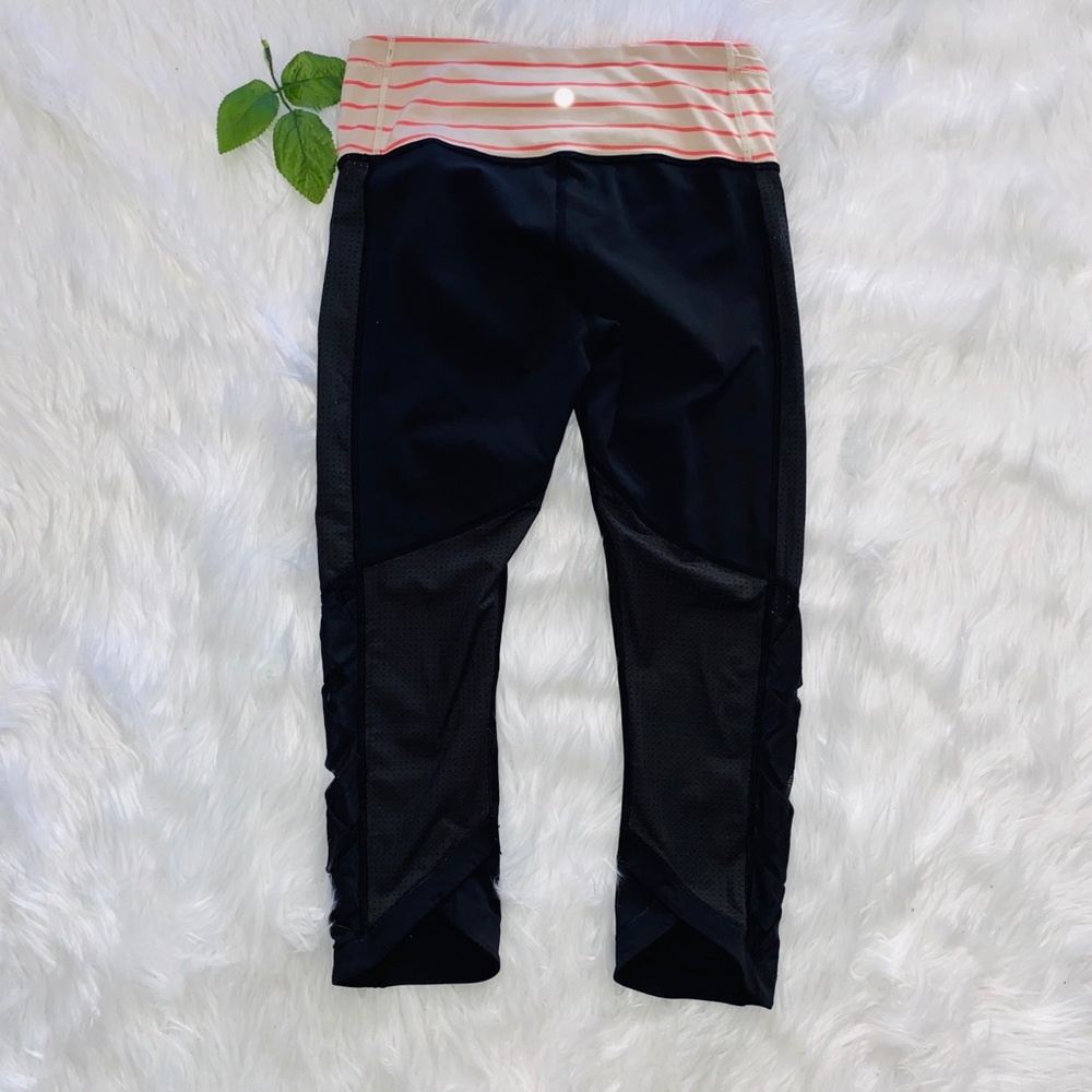 Lululemon Var-City Crop Leggings 6 - Picture 9 of 15